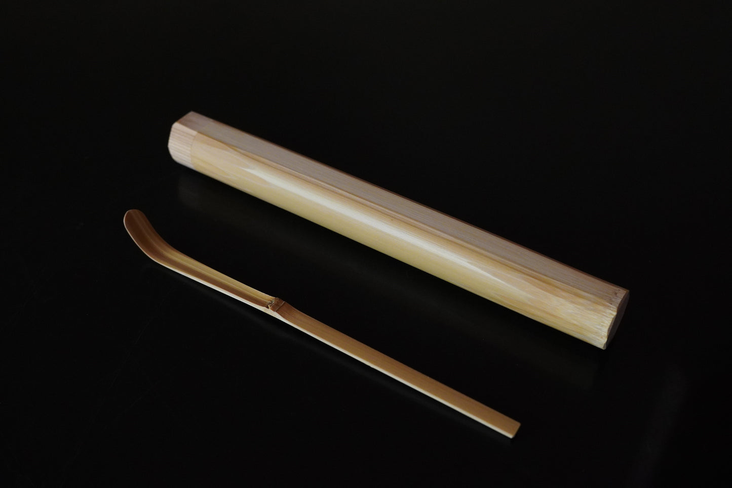 茶杓筒「中」白竹