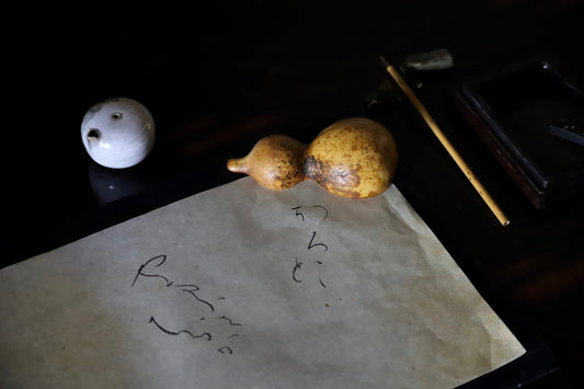 瓢(ひさご)摺り漆 ペーパーウエイト