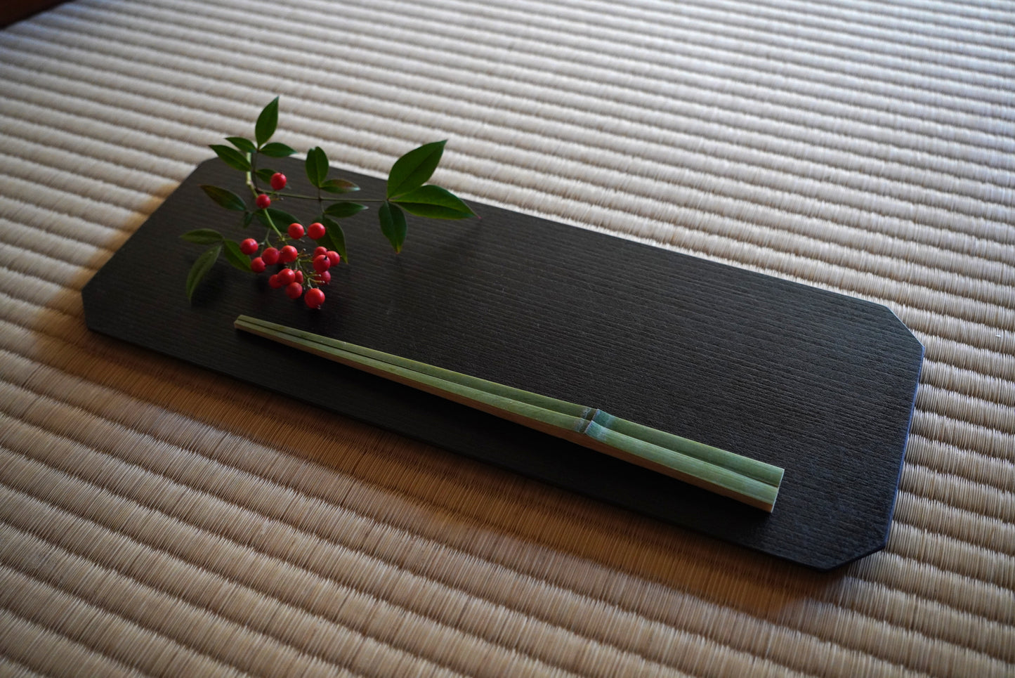 一閑張　四方隅切皿　白・黒