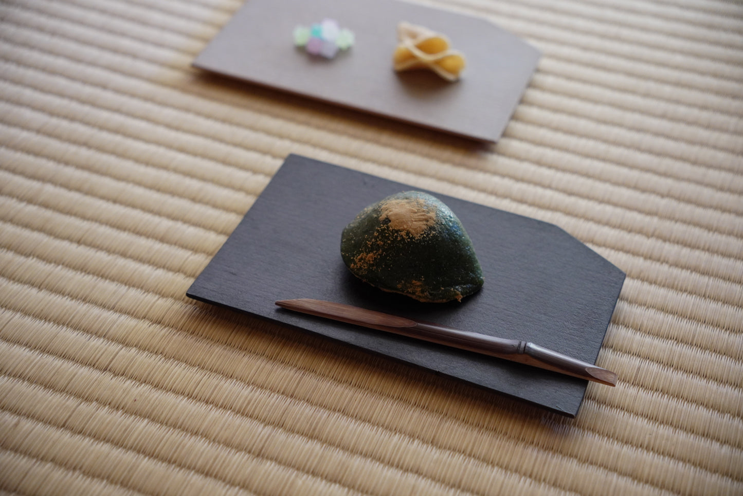 一閑張　銘々皿　白・黒