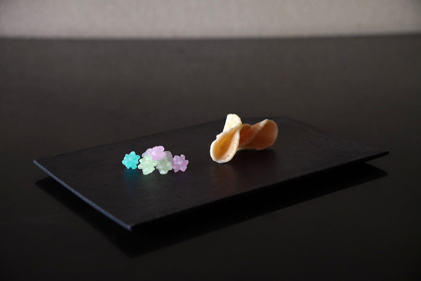 一閑張　銘々皿　白・黒