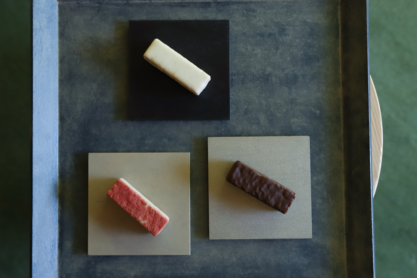 一閑張　小皿　白・黒